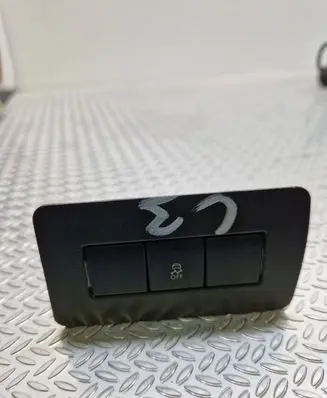 Traction control (ASR) switch