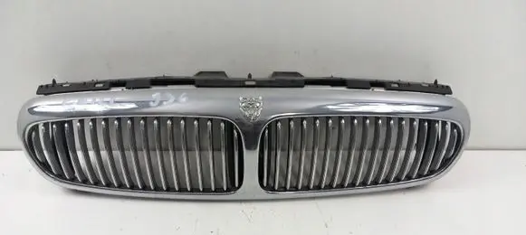 Jaguar X-Type Front bumper upper radiator grill