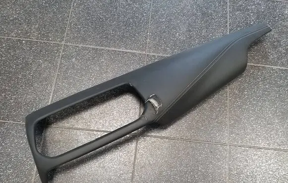 Nissan Qashqai J12 Dashboard center trim panel 682116UN0A
