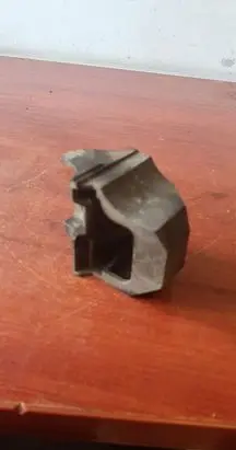 BMW 1 E81 E87 Radiator mount bracket 7807185