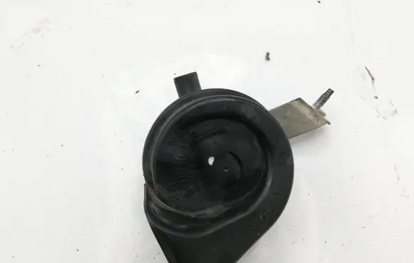 BMW X3 E83 Horn signal E9703881157 024148