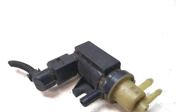 Volkswagen Transporter - Caravelle T5 Turbo solenoid valve 1K0906627E