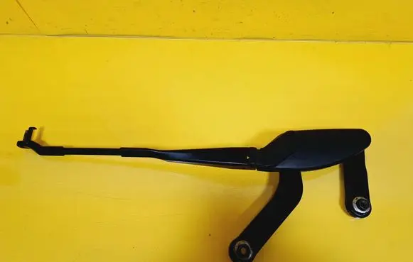Mercedes-Benz S W220 Front wiper blade arm 