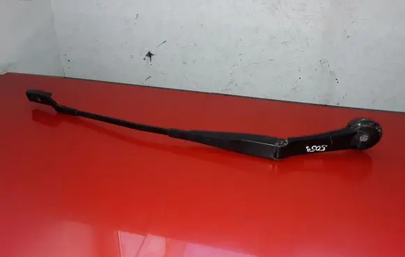 Ford Focus Front wiper blade arm BM5117526BB