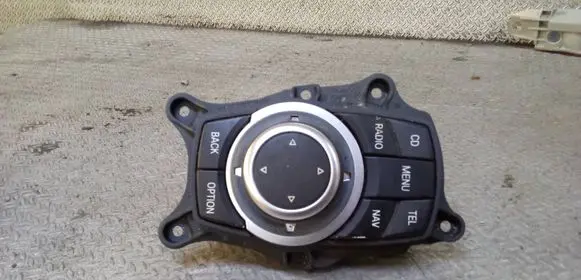 BMW 3 E90 E91 Head unit multimedia control 9249439 033625109