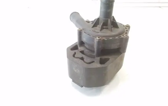 Tesla Model S Electric auxiliary coolant/water pump