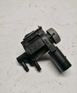 Volkswagen Golf V Turbo solenoid valve 1K0906283A