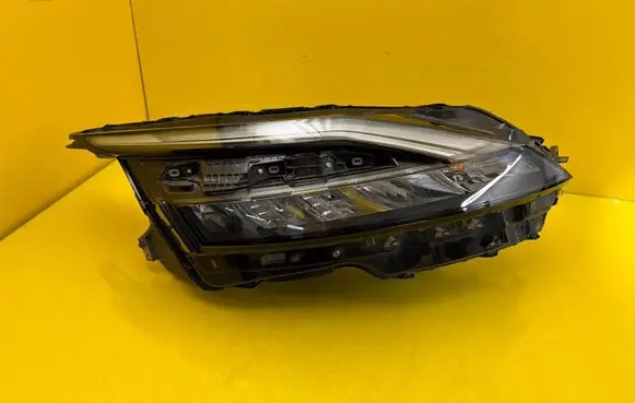 Nissan Qashqai J12 Headlight/headlamp 1008D02G