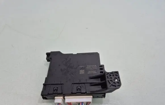 Toyota RAV 4 (XA40) Other control units/modules 8865042551 2774000960