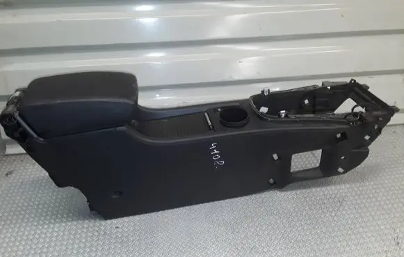 Opel Astra J Armrest 13258342 1696512