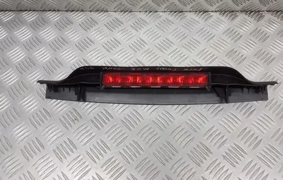 Ford Focus Third/center stoplight
