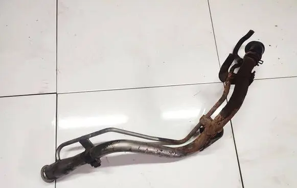 Toyota Yaris Fuel tank filler neck pipe 