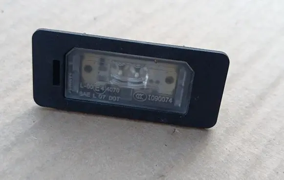 BMW 4 F32 F33 Number plate light 63267193293 7193293