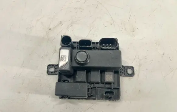 BMW 1 F20 F21 Power management control unit 58650910