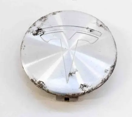 Tesla Model S R20 wheel hub/cap/trim 600587900A