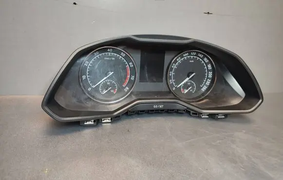 Skoda Superb B8 (3V) Speedometer (instrument cluster) 3V0920750A