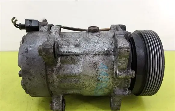 Seat Toledo II (1M) Air conditioning (A/C) compressor (pump) 1J0820803F