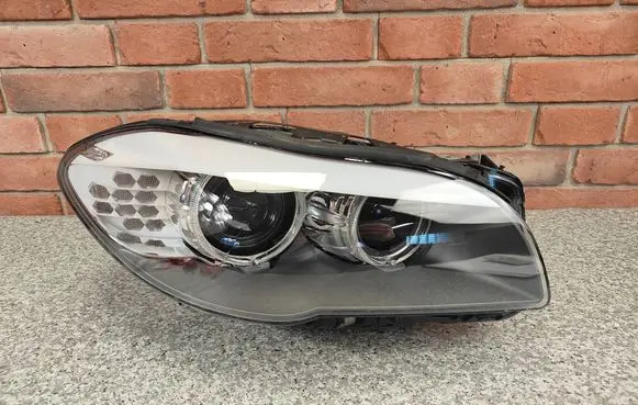 BMW 5 F10 F11 Headlight/headlamp 7203246