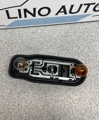 BMW 5 E39 Tail light bulb cover holder 2496339