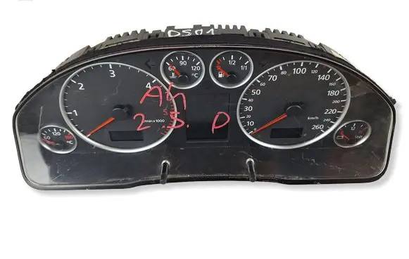 Audi A6 S6 C5 4B Speedometer (instrument cluster) 4B0920933M