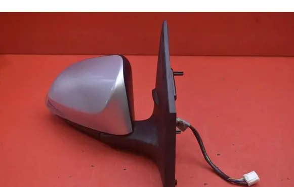 Toyota Auris 150 Front door electric wing mirror 026983