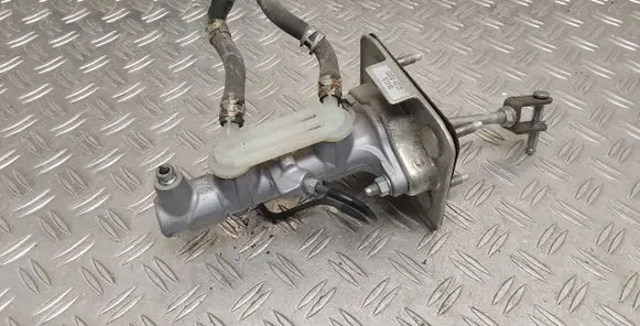 Toyota Prius (NHW20) Master brake cylinder 13203040120