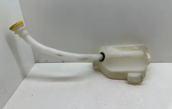 Renault Kangoo II Windshield washer fluid reservoir/tank 8200431474 8200451475