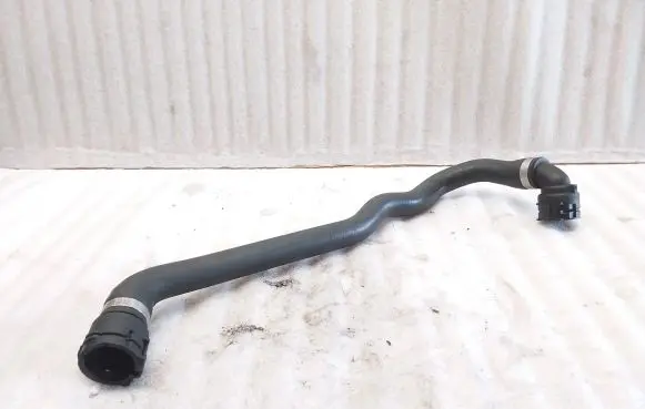 BMW 1 E81 E87 Engine coolant pipe/hose 1437865