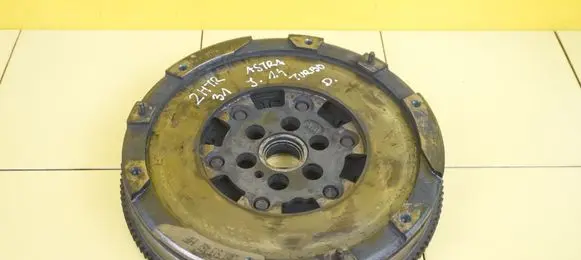 Opel Astra J Dual mass flywheel 55587527 B14NET