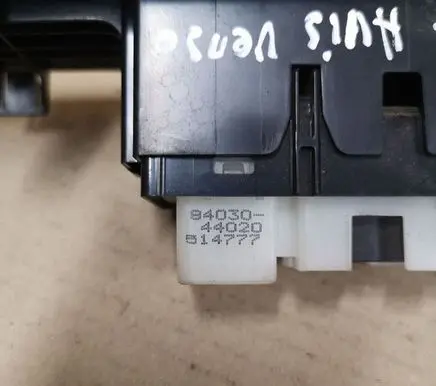 Toyota Avensis Verso Electric window control switch 8403044020 7423144190