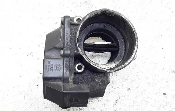 Volkswagen Touran I Throttle valve 03G128063A