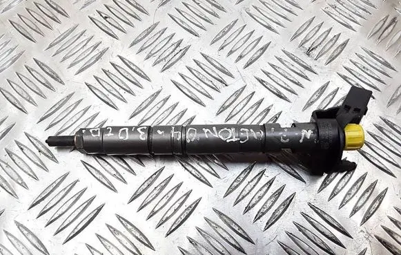 Volkswagen Phaeton Fuel injector 0445115078