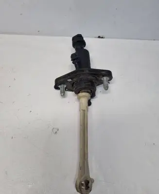Volvo XC90 Clutch slave cylinder 30713427