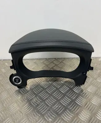 Mitsubishi Outlander Dashboard trim 8060A172 8060A190