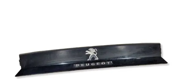 Peugeot 5008 Tailgate trim 9814790977