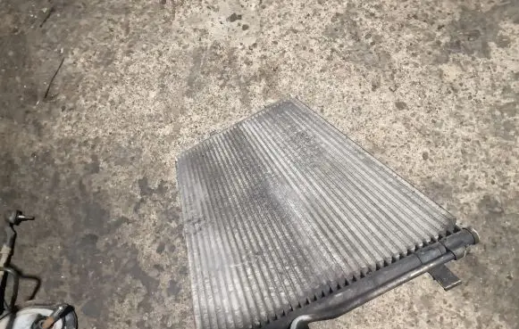 A/C cooling radiator (condenser)