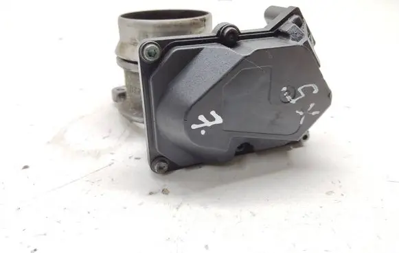 BMW X5 E70 Throttle valve 7806231 13547806231