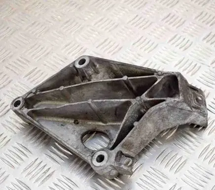 BMW 3 F30 F35 F31 Engine mounting bracket 6775041