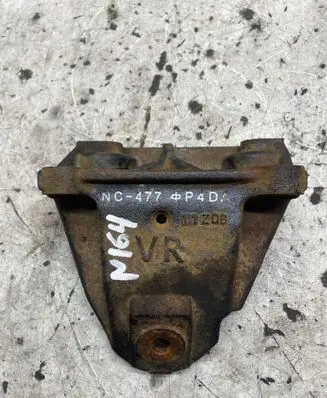 Nissan Navara D40 Engine mounting bracket 11Z06 ND477P4D