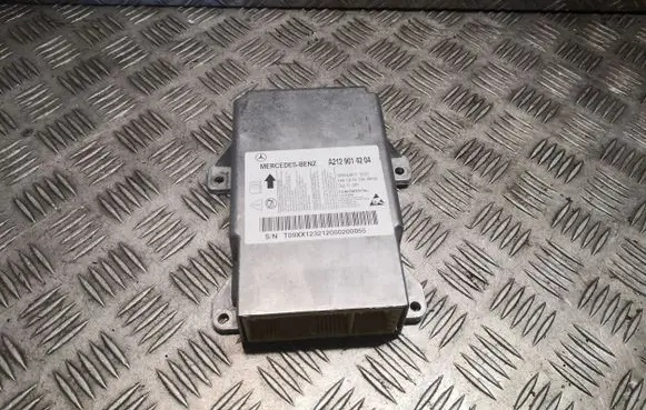 Mercedes-Benz E W212 Airbag control unit/module 2129014204 A2129014204
