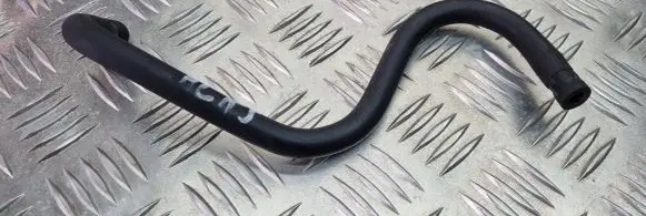 Volvo S70 V70 V70 XC Breather hose/pipe 9161912