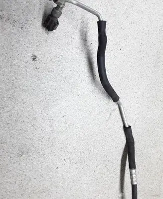 Mazda 3 I Air conditioning (A/C) pipe/hose