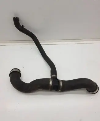 Mercedes-Benz CLS C219 Engine coolant pipe/hose 2026333