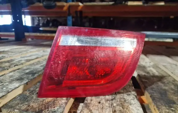 Audi A3 S3 8P Tailgate rear/tail lights 8P4945094D