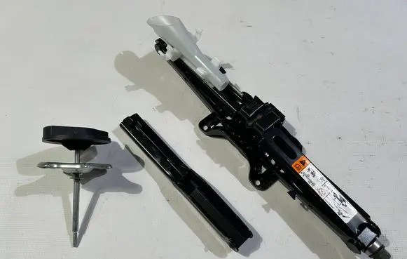 Ford Explorer V Lift Jack 0256957