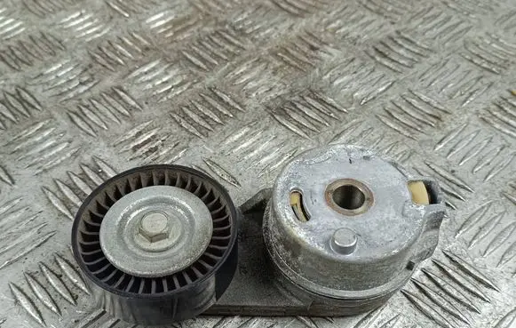 Ram 1500 Generator/alternator belt tensioner