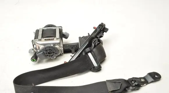 Volvo V60 Front seatbelt 39818843