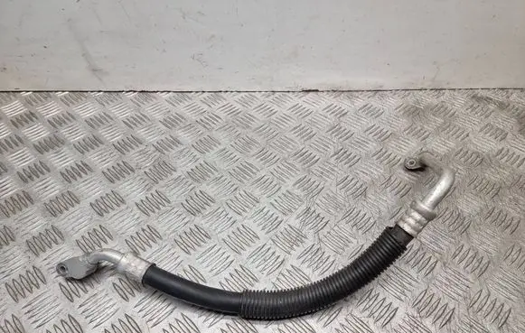 Toyota Avensis T250 Air conditioning (A/C) pipe/hose 