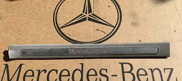 Mercedes-Benz A W169 Front sill trim cover A1696800074