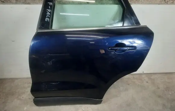 Jaguar F-Pace Rear door